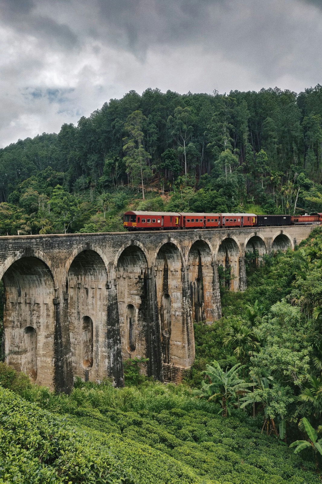 Nine Arch Bridge, Ella